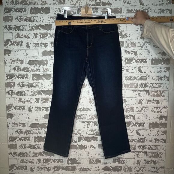 Levis | women dark wash 505 straight denim jeans - Picture 6 of 9